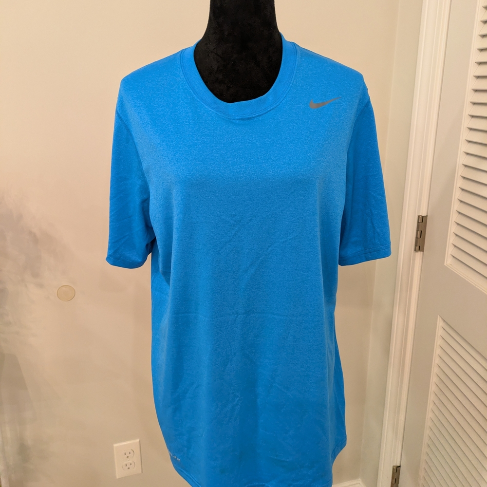 Nike Dri - Fit Men's Vibrant Blue Short Sleeve Tee Size Medium